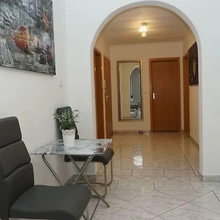 Haus Rodriguez * Baesweiler